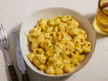 MAC AND CHEESE