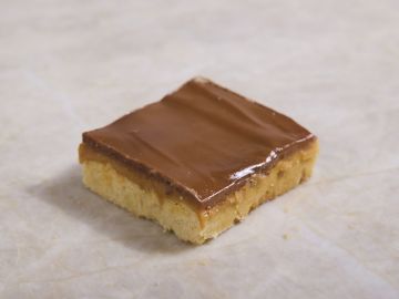 SHORTBREAD MILLIONNAIRE